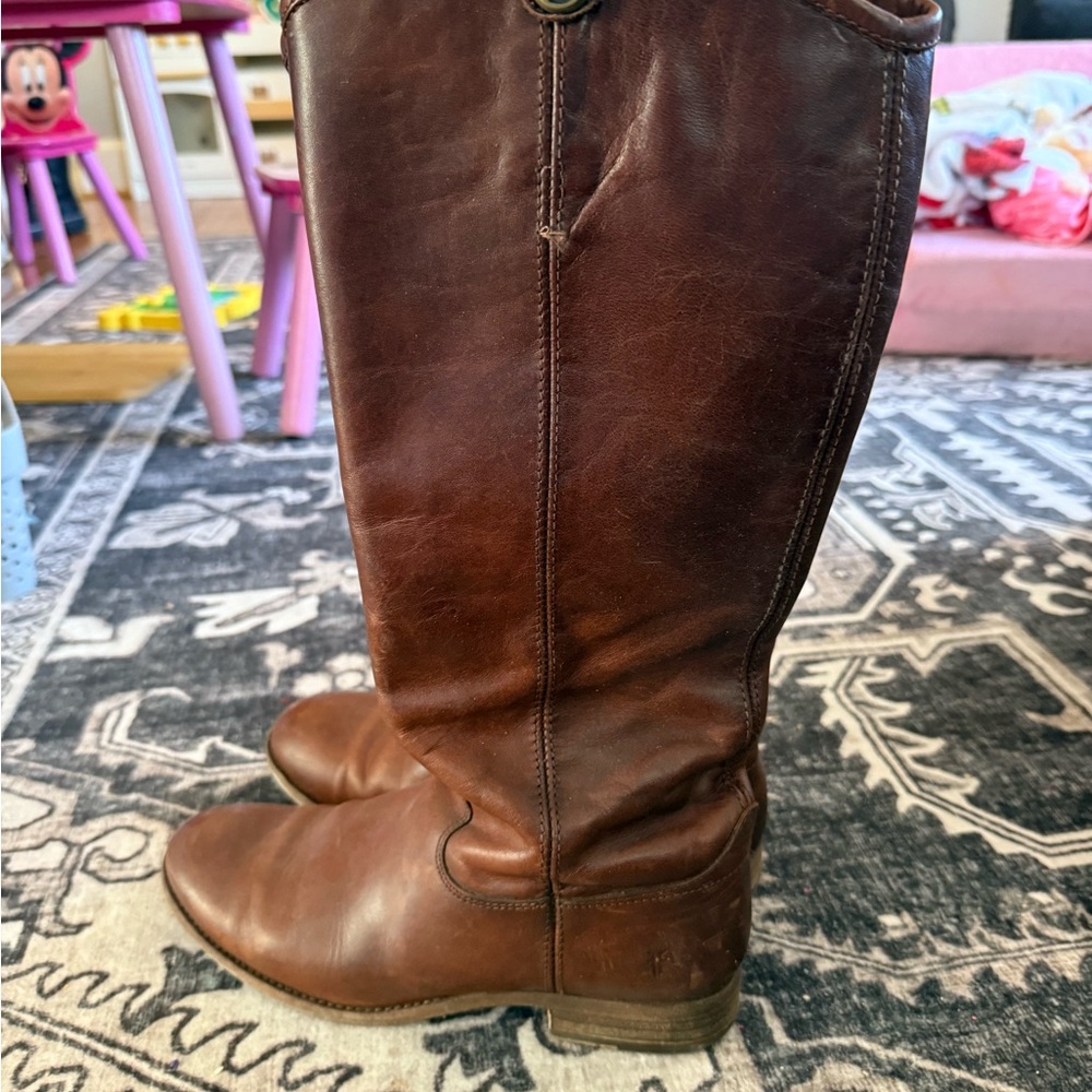 Melissa button 2 Frye boots